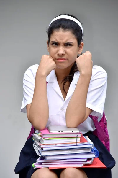 Estudante Feminina Confusa Com Cadernos — Fotografia de Stock