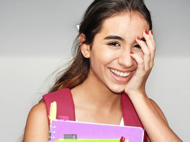 Mutlu kız öğrenci