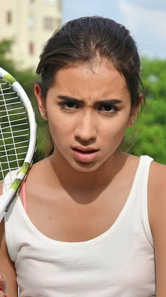 Angry Teen Female Tennis Player — Stock Photo, Image