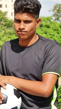 Mutsuz bir atletik insan