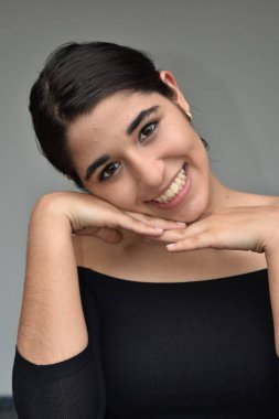 Çok sevimli bir kız