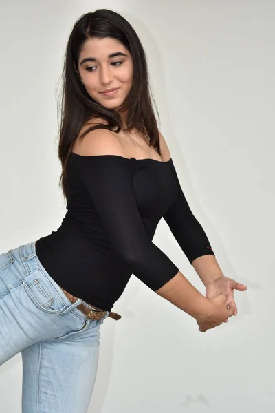 Een Colombiaanse Vrouw Dansen — Stockfoto