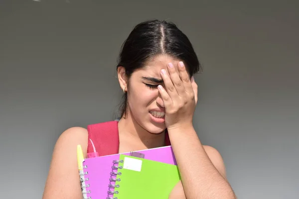 Ansioso Minoranza Ragazza Studente — Foto Stock