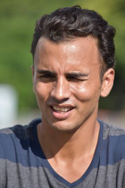 Bir heyecansız Latin erkek