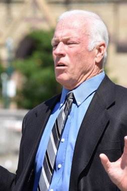 Yetişkin üst düzey girişimci ve karışıklık