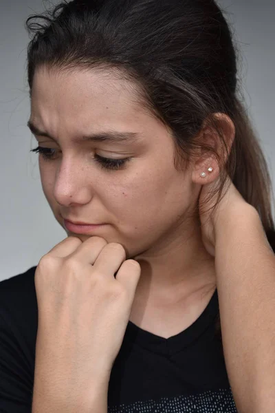 Een Ongelukkige Tiener Vrouwtje — Stockfoto