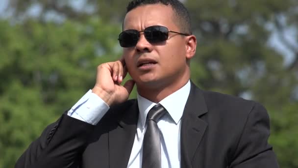 Agente Vigilancia Del Fbi Masculino Hispano Adulto — Vídeo de stock