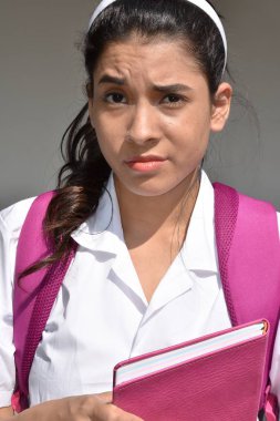 Şirin Kolombiyalı kişi karıştı