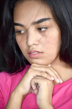 Mutsuz çekici farklı insan