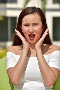 Çekici Asya kişi şaşırttı