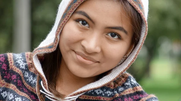 Ein Junges Peruanisches Mädchen — Stockfoto