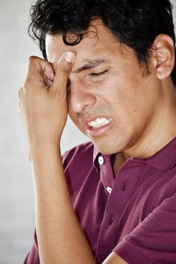 Bir erkek ve anksiyete