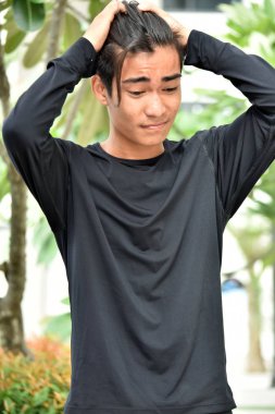 Bir kişi ve karışıklık