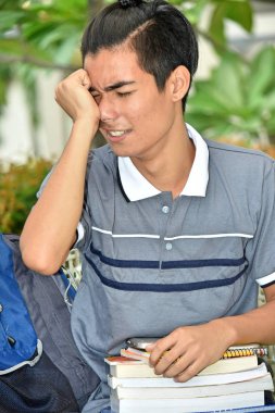 Stres altında farklı erkek öğrenci üniversite