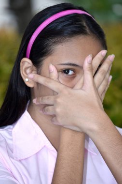 Güzel erkek korkuyor