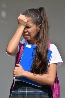 Stres altında Katolik kız öğrenci