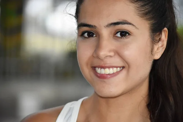 Cara Sorridente Mulher Colombiana Bonito — Fotografia de Stock