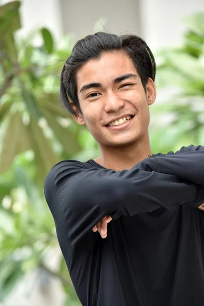 Pria Filipina Tampan Yang Percaya Diri — Stok Foto