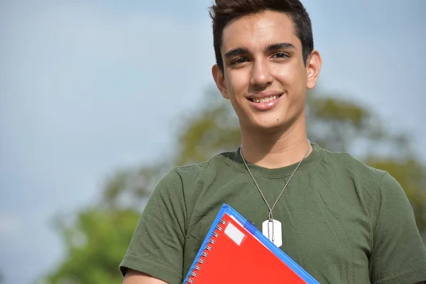 Lächelnd Hispanische Männliche Teenager Militärische Student — Stockfoto