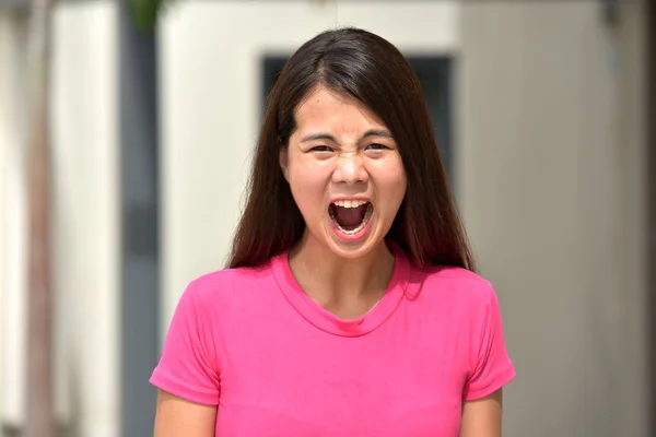 Perturbación Minoría Joven Adulto Mujer — Foto de Stock