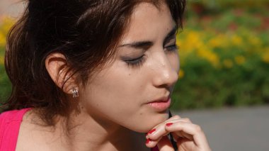 Karar bir Hispanik erkek