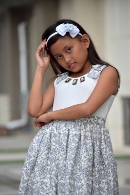 Güzel azınlık çocuk elbise karar
