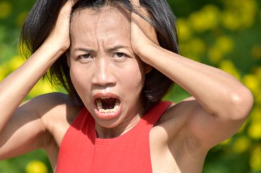 Ürküyor bir yetişkin erkek