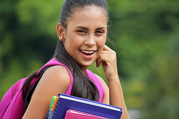 Minority School Girl Sorrindo — Fotografia de Stock