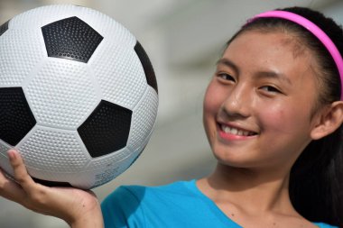 Çeşitli kadın futbol oyuncusu ve mutluluk