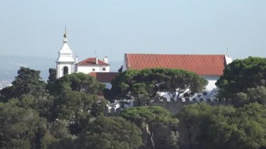 Hilltop Ortaçağ Katedrali veya Monestary