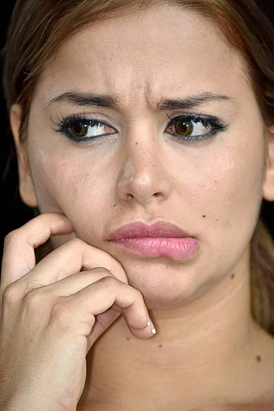 Uma Pessoa Bonita Pensativa — Fotografia de Stock