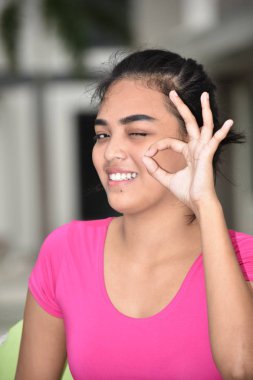 Tamam genç azınlık kişi