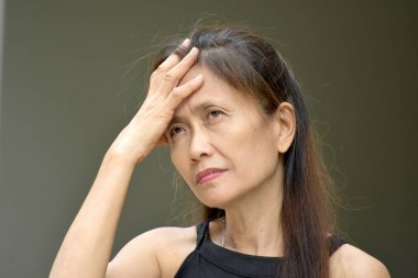 Demans ve bir kadın