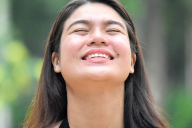 Yetişkin kadın ve özgürlük