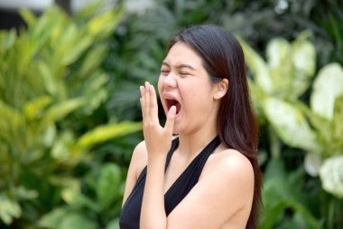 Uykulu bir güzel insan