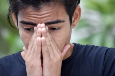 Utanç verici bir erkek erkek