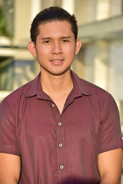 Bir erkek ve mutluluk