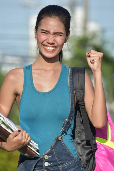 愤怒的女学生 — 图库照片