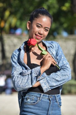 Azınlık kadın ve mutluluk