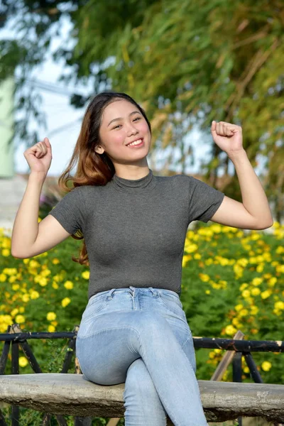 Yetişkin erkek ve kaslar