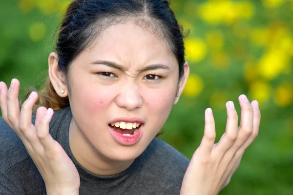 Karışık çekici bir kişi