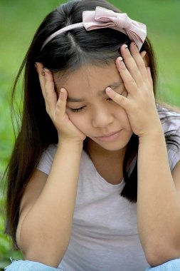 Stres altında güzel Asyalı çocuk