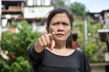 Deli yaşlı kadın kıdemli