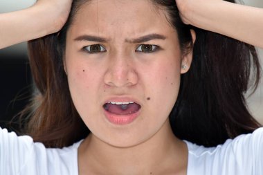 Güzel Filipina erkek vurguladı