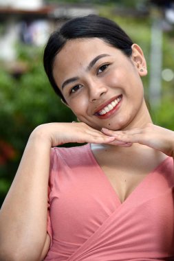 Bir Kadın ve Mutluluk