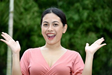 Çekici farklı Bayan şaşırttı