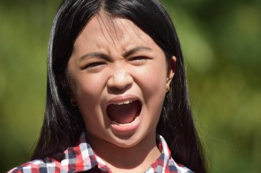 Bir stresli kız çocuğu