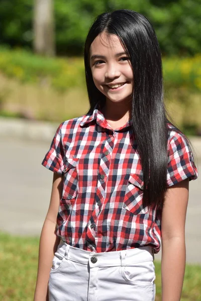 Joyeux Jolie Philippine Femelle Entre — Photo