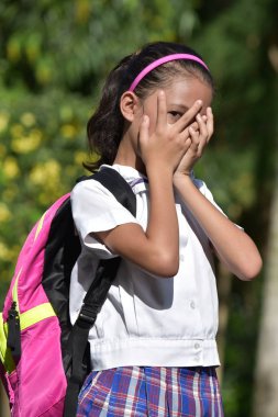 Katolik kız öğrenci ve korku