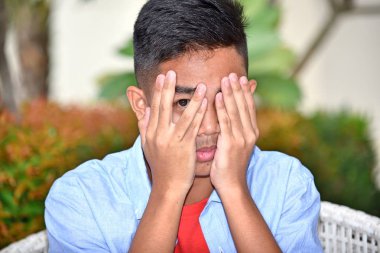 İyi yakışıklı çocuk ve korku